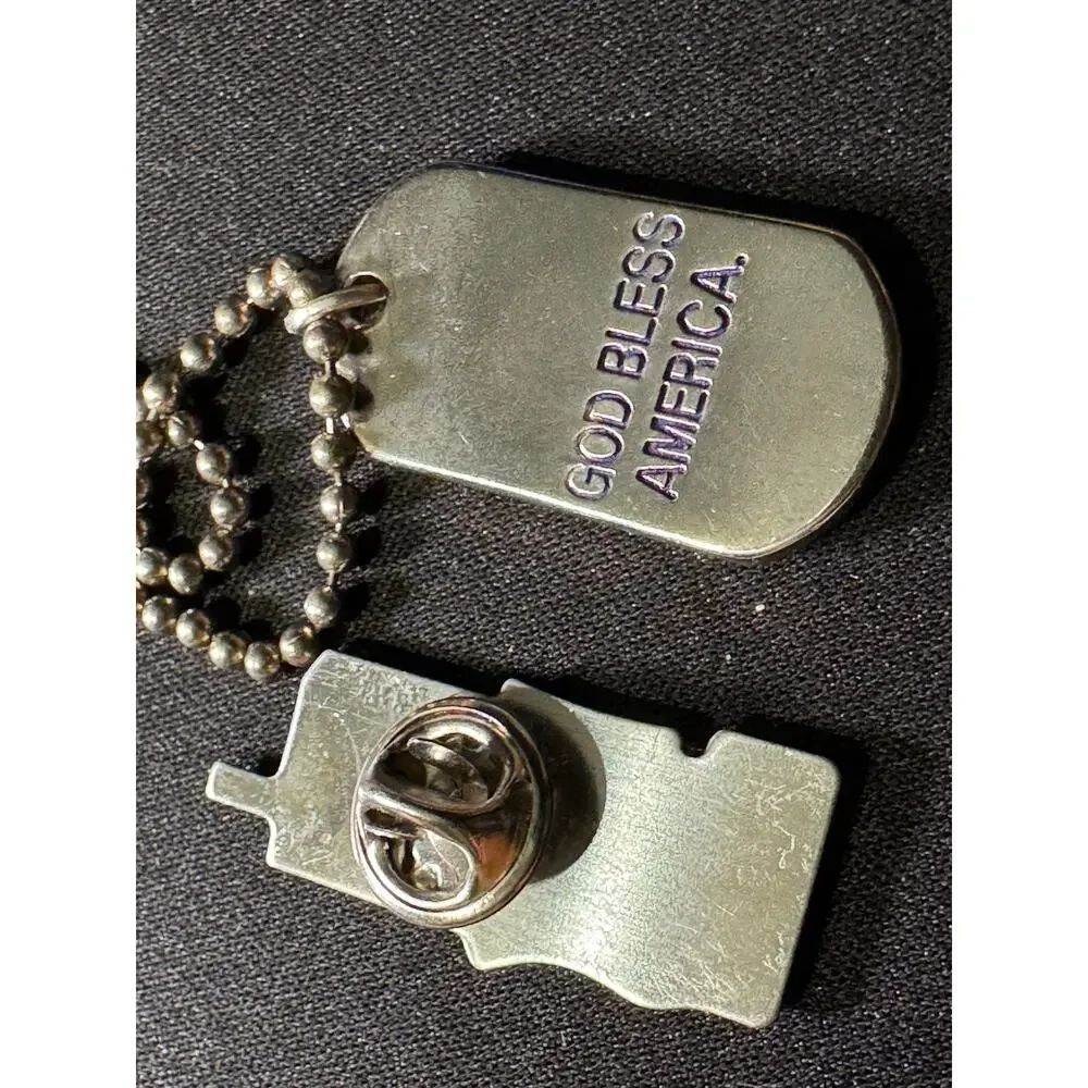 Vintage 9-11-01 Lot Dog Tags, Twin Towers Commemorative Pin